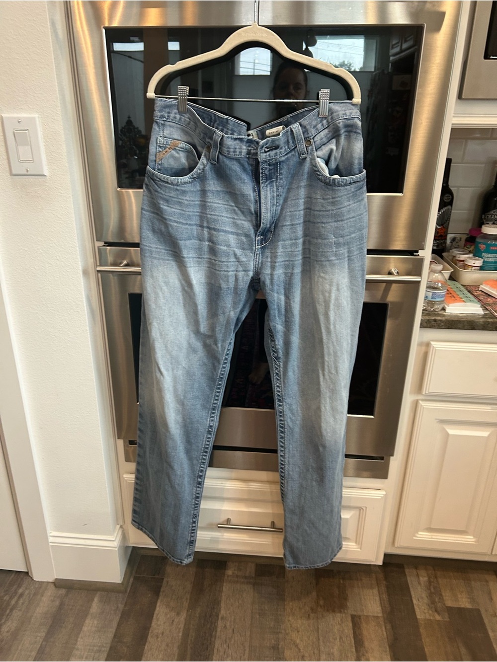 Ariat M2 relax Bootcut Jeans 38/35 MISSING MAIN BUTTON has wear